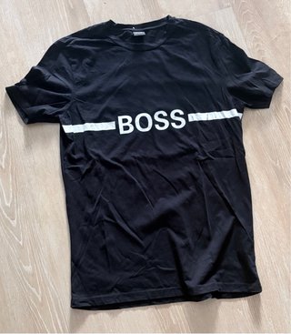 Camiseta Boss Negra Talla L original