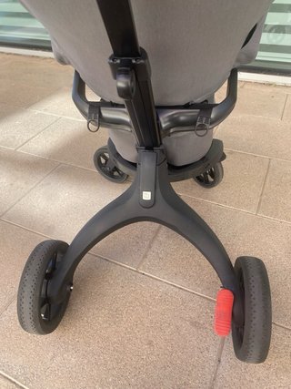 Carrito Stokke gris