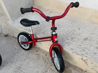 Bicicleta de equilibrio roja Chicco