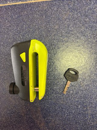 Pinza Antirrobo IFAM Moto Negra y Amarilla