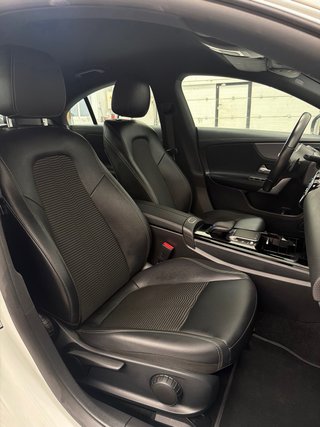 Mercedes-Benz CLA 180 gasolina AUTOMATICO