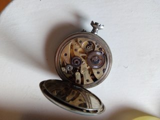 Reloj de bolsillo antiguo