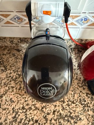 Cafetera Dolce Gusto Negra