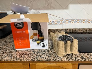 Cafetera Dolce Gusto Negra