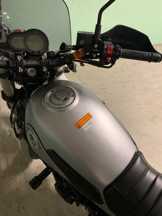 Benelli Leoncino 500 Trail