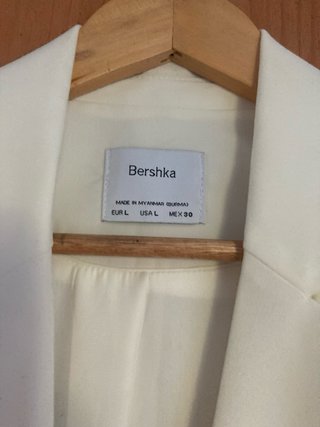Chaqueta Larga Bershka Blanca Talla L