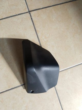 Tapa batería TMAX