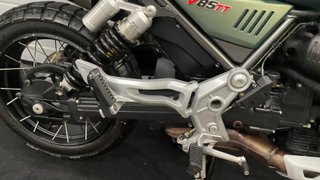 Moto Guzzi V 85 TT Verde/Plata