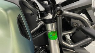 Moto Guzzi V 85 TT Verde/Plata