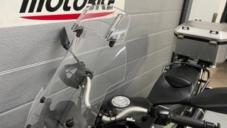 Moto Guzzi V 85 TT Verde/Plata