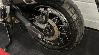 Moto Guzzi V 85 TT Verde/Plata