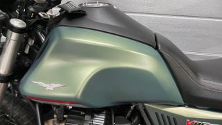 Moto Guzzi V 85 TT Verde/Plata