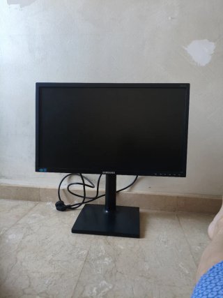 Pantalla Samsung 50x30cm