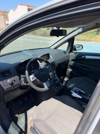 Opel Zafira 2009