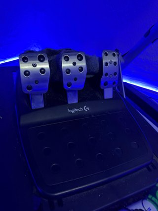 PS5 Pro 2TB + Volante Gaming
