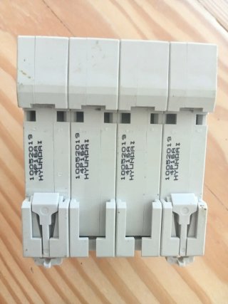 Magnetotérmico Hyundai HGD 63M