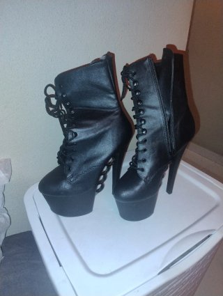 Botas Pole Dance Tacón Plataforma. Taco 17,8 cm