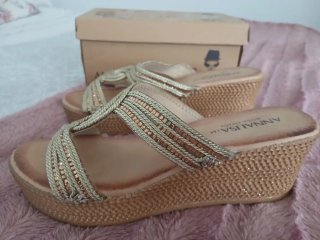 Sandalias Annalisa doradas talla 38