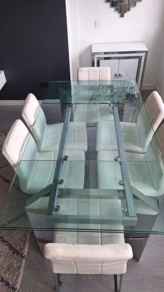 Mesa extensible cristal. 6 sillas de regalo!!!