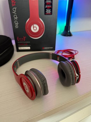 Cuffie Beats Solo Special Edition Rosse