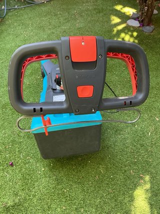 Cortacésped Eléctrico Gardena 34E  Fácil manejo