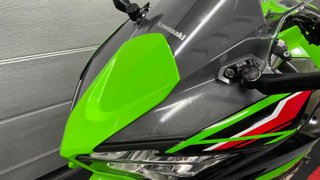 Kawasaki Ninja 650 Sportbike Verde/Negro