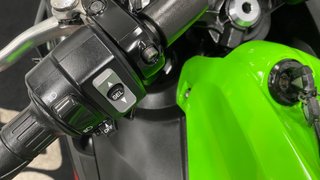 Kawasaki Ninja 650 Sportbike Verde/Negro