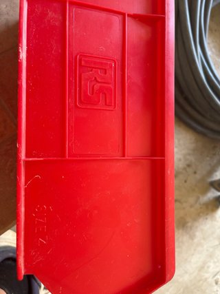 Cajas organizadoras rojas de plástico Gavetas RS