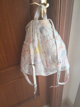 Mochila mediana, hecha a mano