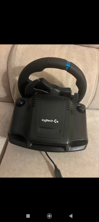 Volante y Pedales Logitech PS5
