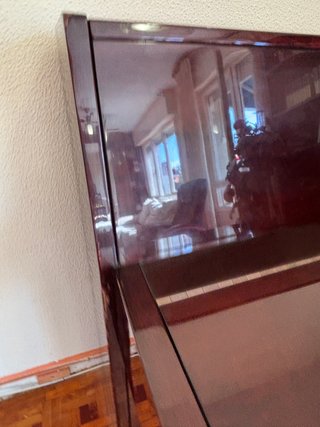 Piano vertical Horugel