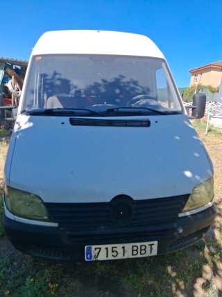 Mercedes-Benz Sprinter 2000