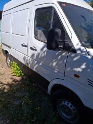 Mercedes-Benz Sprinter 2000