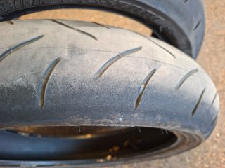 Bridgestone BT016R 180/55R17 + 120/70R17