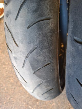 Bridgestone BT016R 180/55R17 + 120/70R17