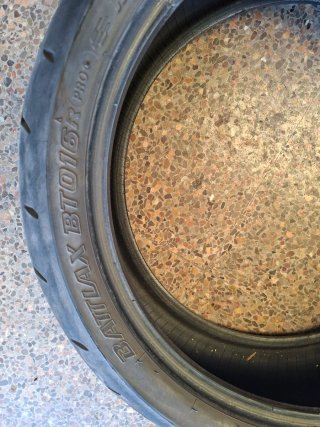 Bridgestone BT016R 180/55R17 + 120/70R17
