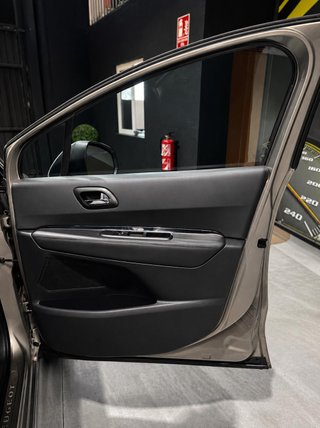 PEUGEOT 3008 Access 1.6 BlueHDI 120 FAP