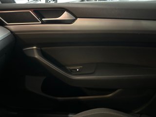 Volkswagen PASSAT SPORT 2.0 TDI 140KW 190CV DSG (2019)