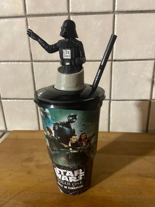 STAR WARS -palomitero + vaso+ paja