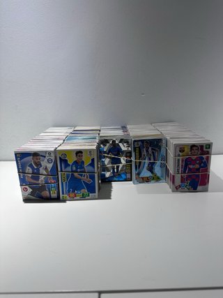 ⁠Lote +1800 Cartas Adrenalyn XL (+200 especiales)