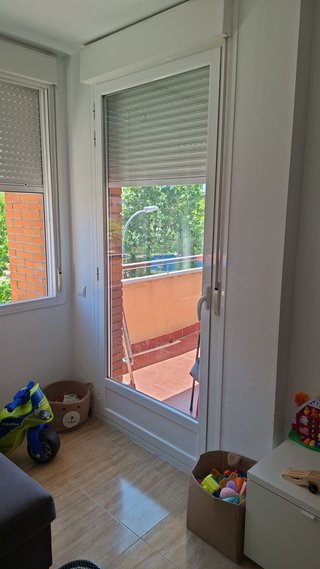 Ventanas y puerta aluminio