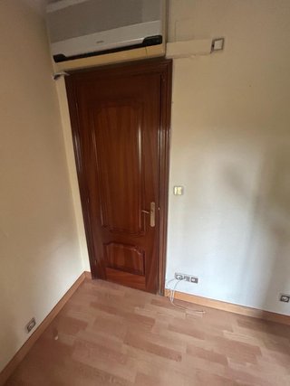 8 Puertas de madera con marcos