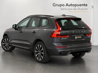 Volvo XC60 B4 D PLUS DARK AUTO