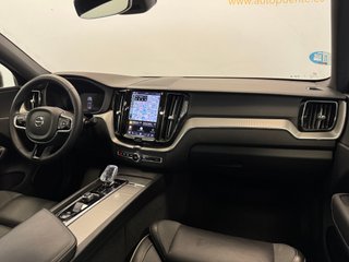 Volvo XC60 B4 D PLUS DARK AUTO