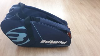 Paletero Bullpadel Azul