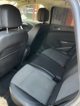 Opel Astra 2013
