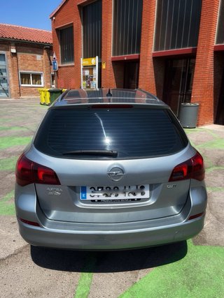 Opel Astra 2013
