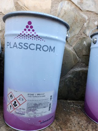 Pintura industrial negro PLASSCROM