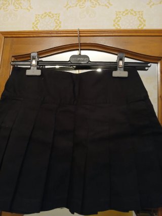 Falda Zara negra plisada Talla 36