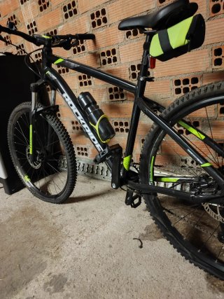 Bicicleta Rockrider ST530 Talla M
